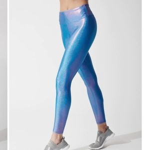 New Heroine Sport Marvel Leggings Iris Size Small